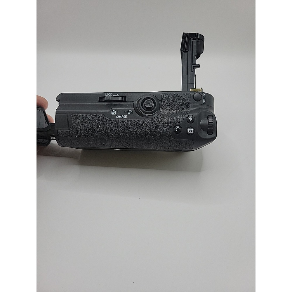 Battery Grip for Cannon EOS R5, R6, R5C - Picture 2 of 7